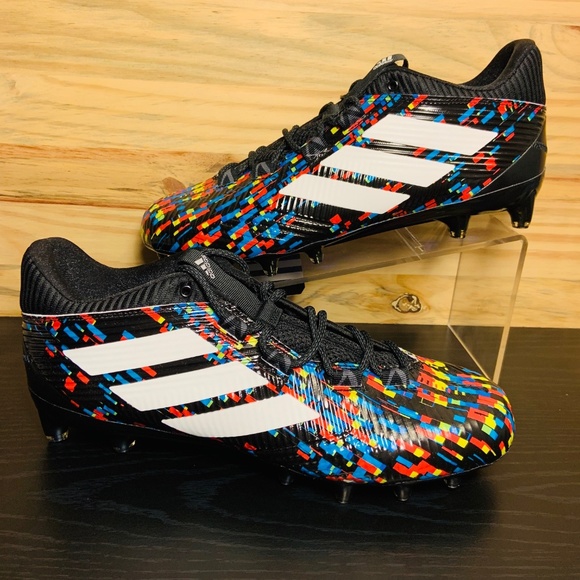 freak carbon low cleats